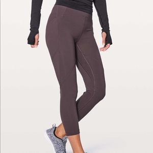 Lululemon Lead The Pack Crop 23" size 6